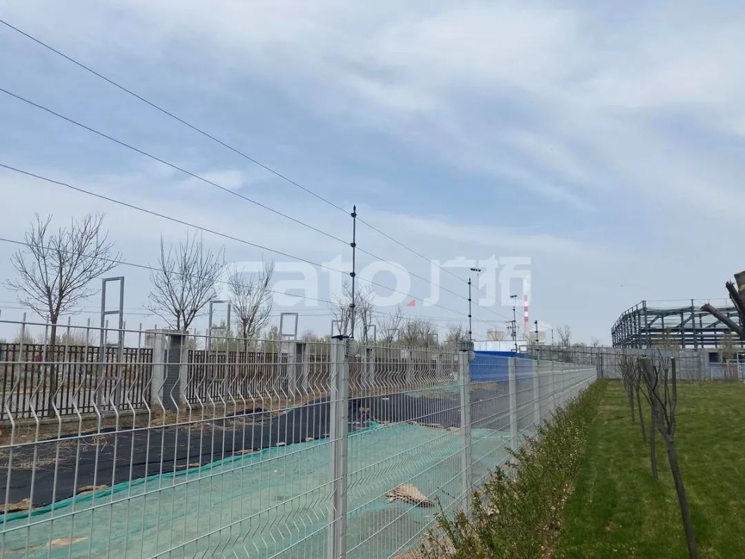 為什么廊坊這個工廠的周界用了兩種安裝方式？(圖7)