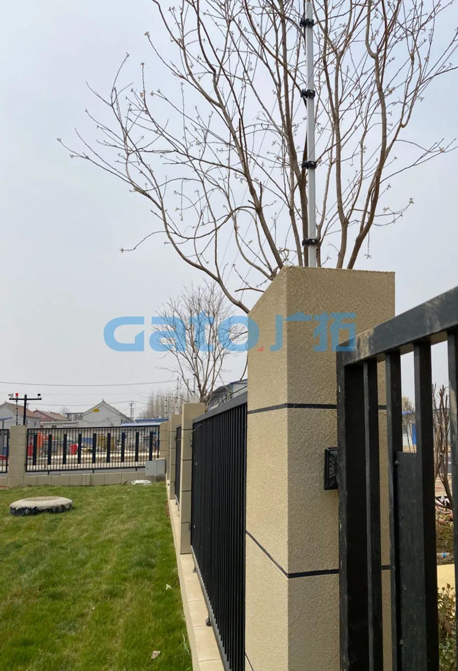 張力和脈沖電子圍欄共用你見(jiàn)過(guò)嗎？北京平谷愉景公館有話說(shuō)！(圖5)